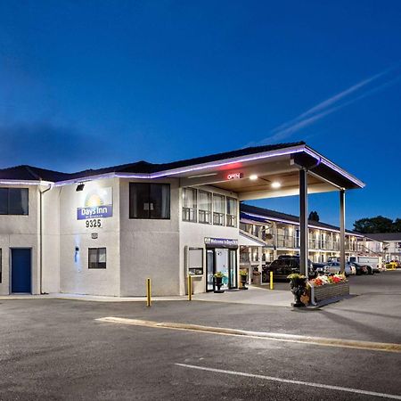 Days Inn By Wyndham Lakewood South Tacoma Extérieur photo