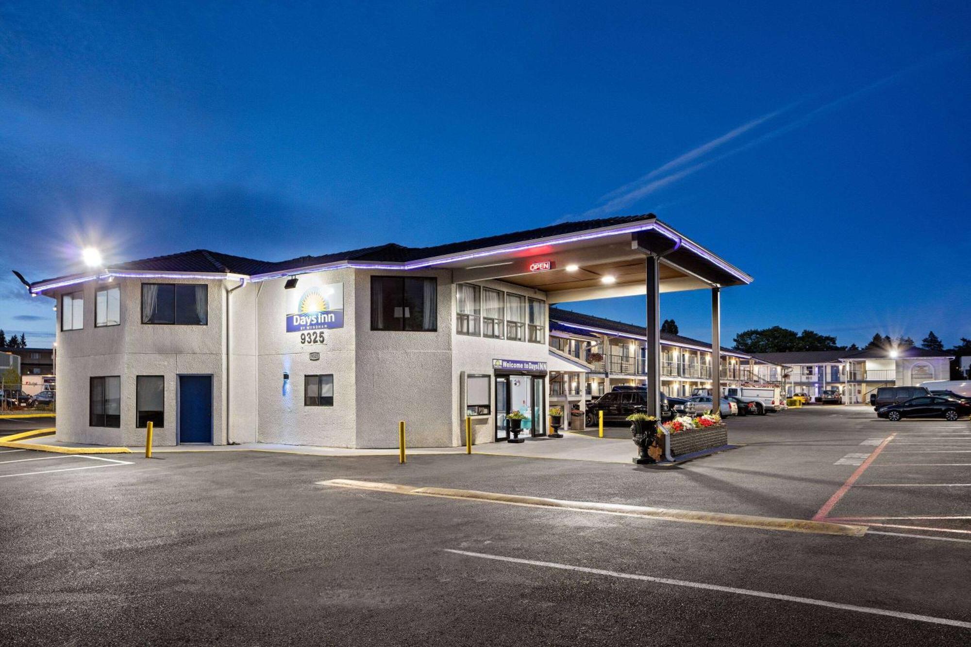 Days Inn By Wyndham Lakewood South Tacoma Extérieur photo