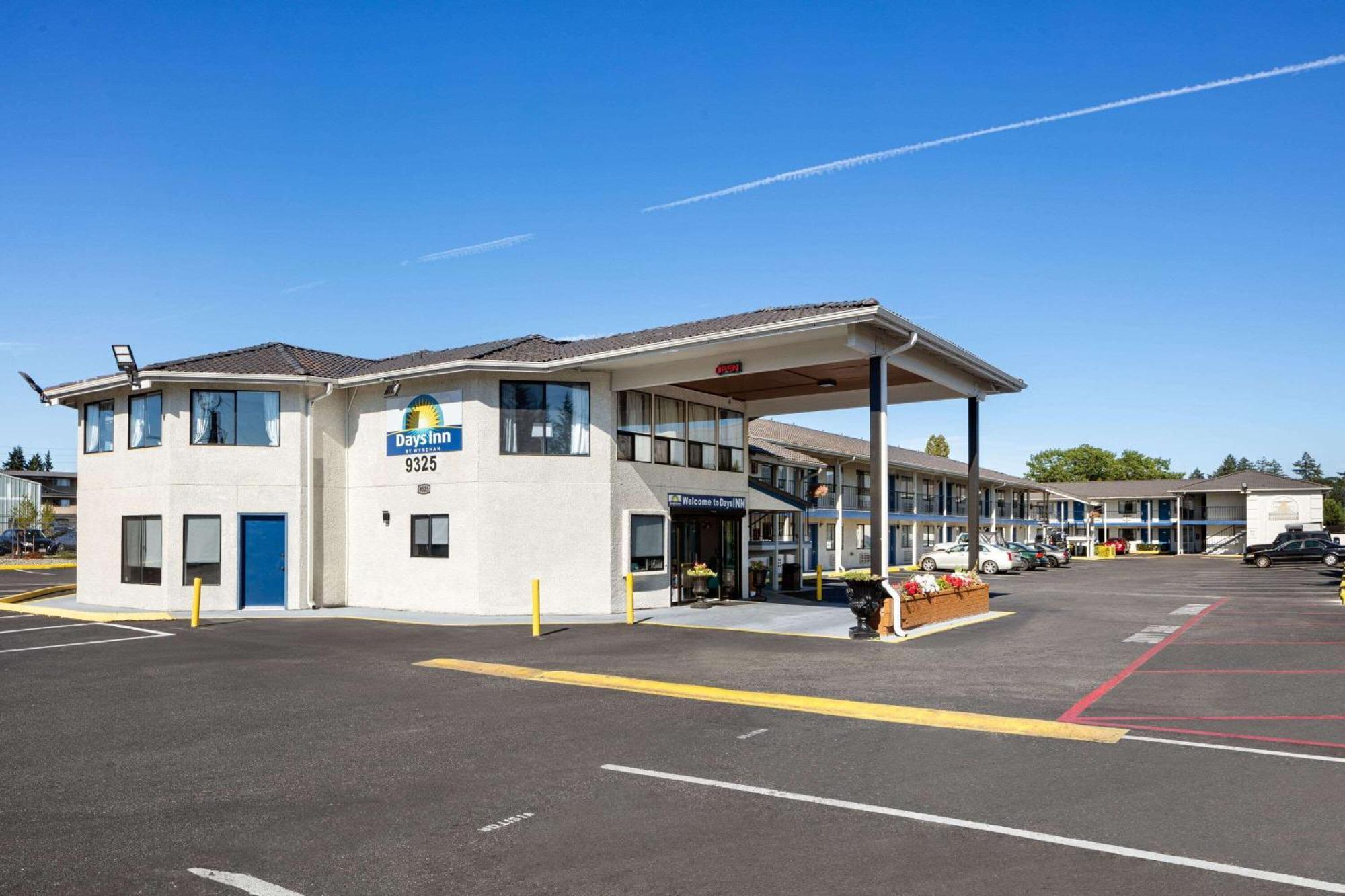 Days Inn By Wyndham Lakewood South Tacoma Extérieur photo