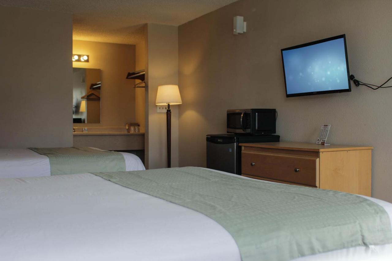 Days Inn By Wyndham Lakewood South Tacoma Extérieur photo